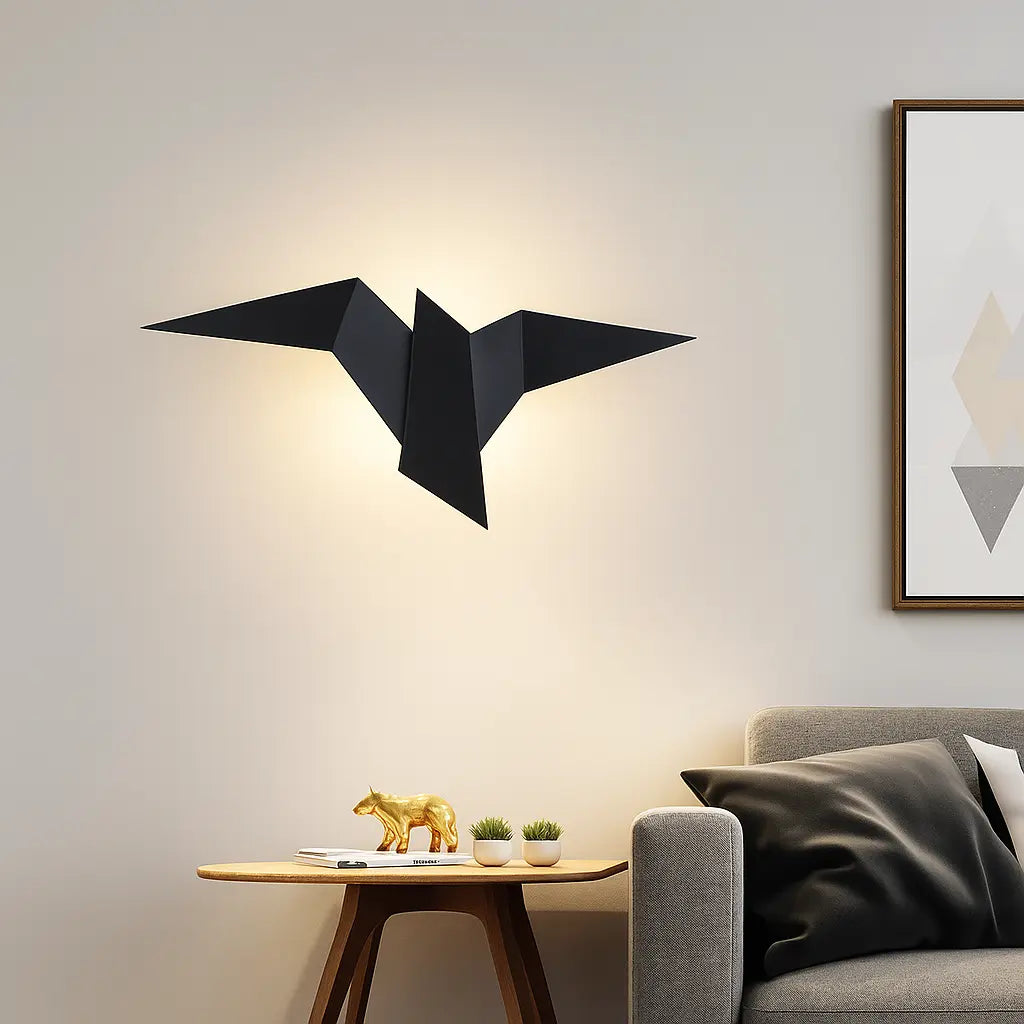Applique murale dorée design origami LED métal noir peint fer acrylique sculptural