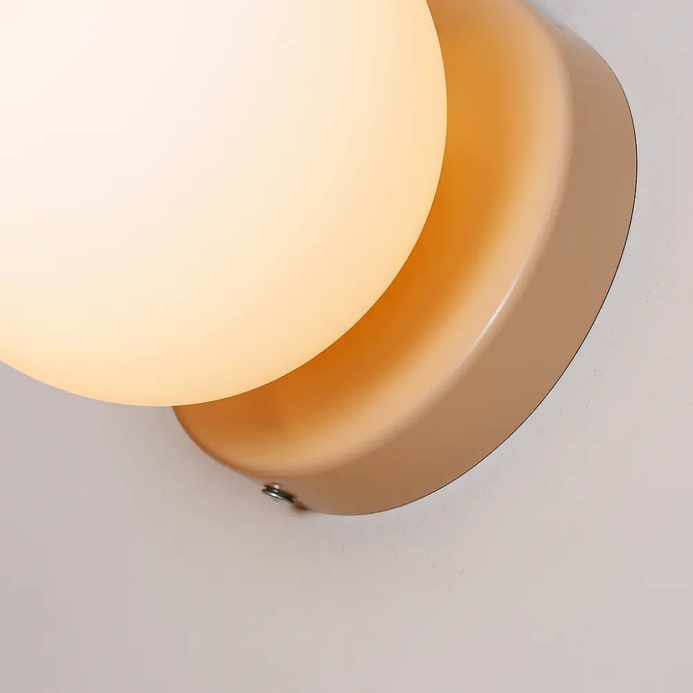 Applique murale ronde en verre opale style scandinave LED lumière douce