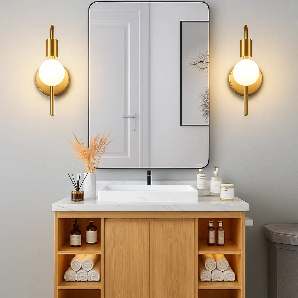 Applique murale dorée métal brossé design minimaliste style E27