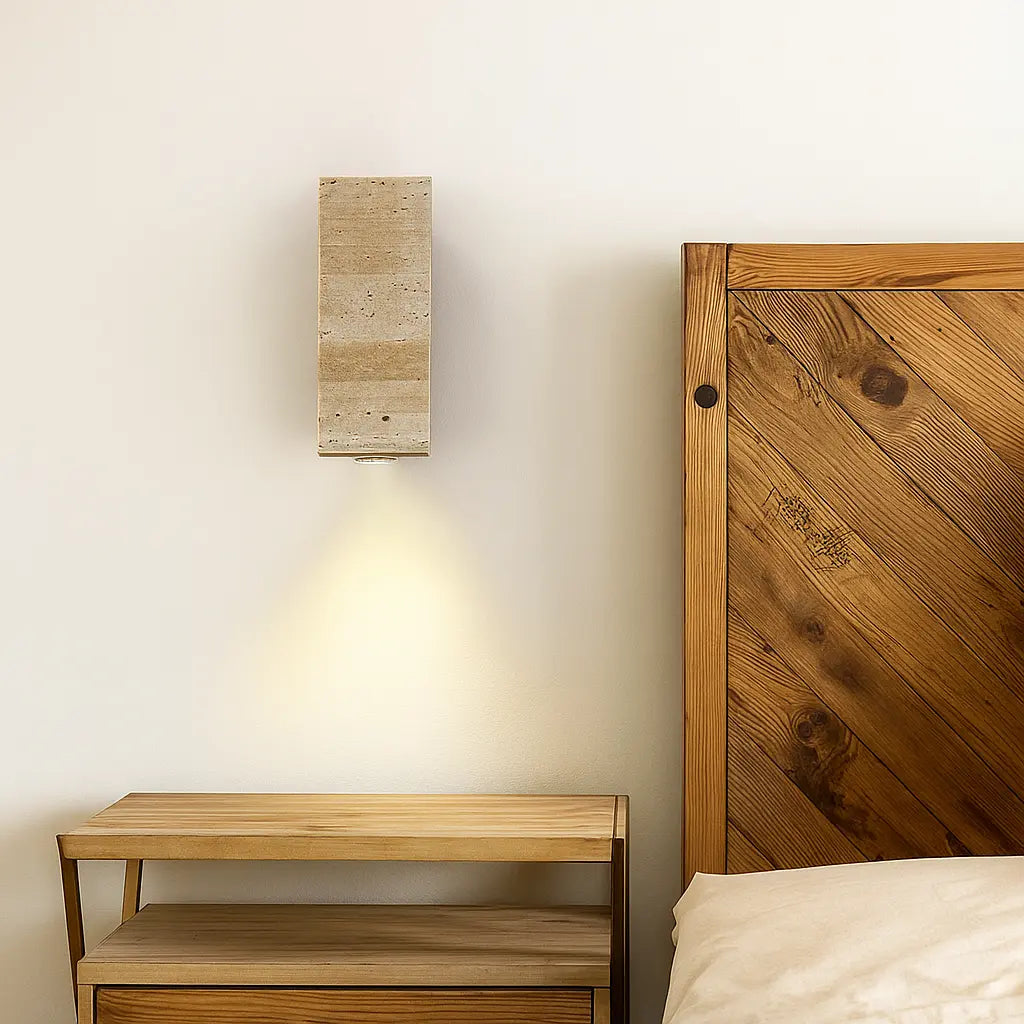 Applique murale bois design rond LED intégré style épuré travertin naturel