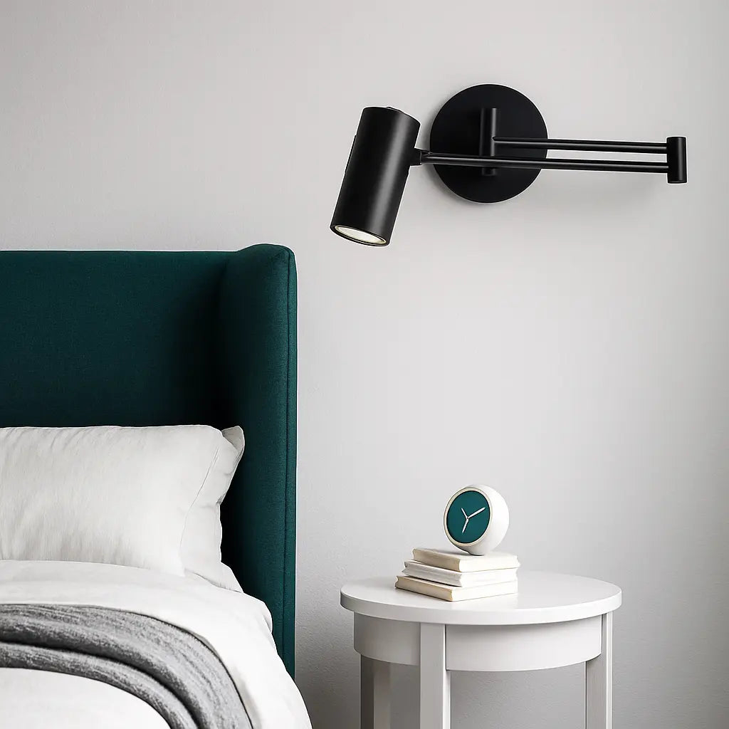 Applique murale dorée orientable métal style épuré bras articulé pivotant