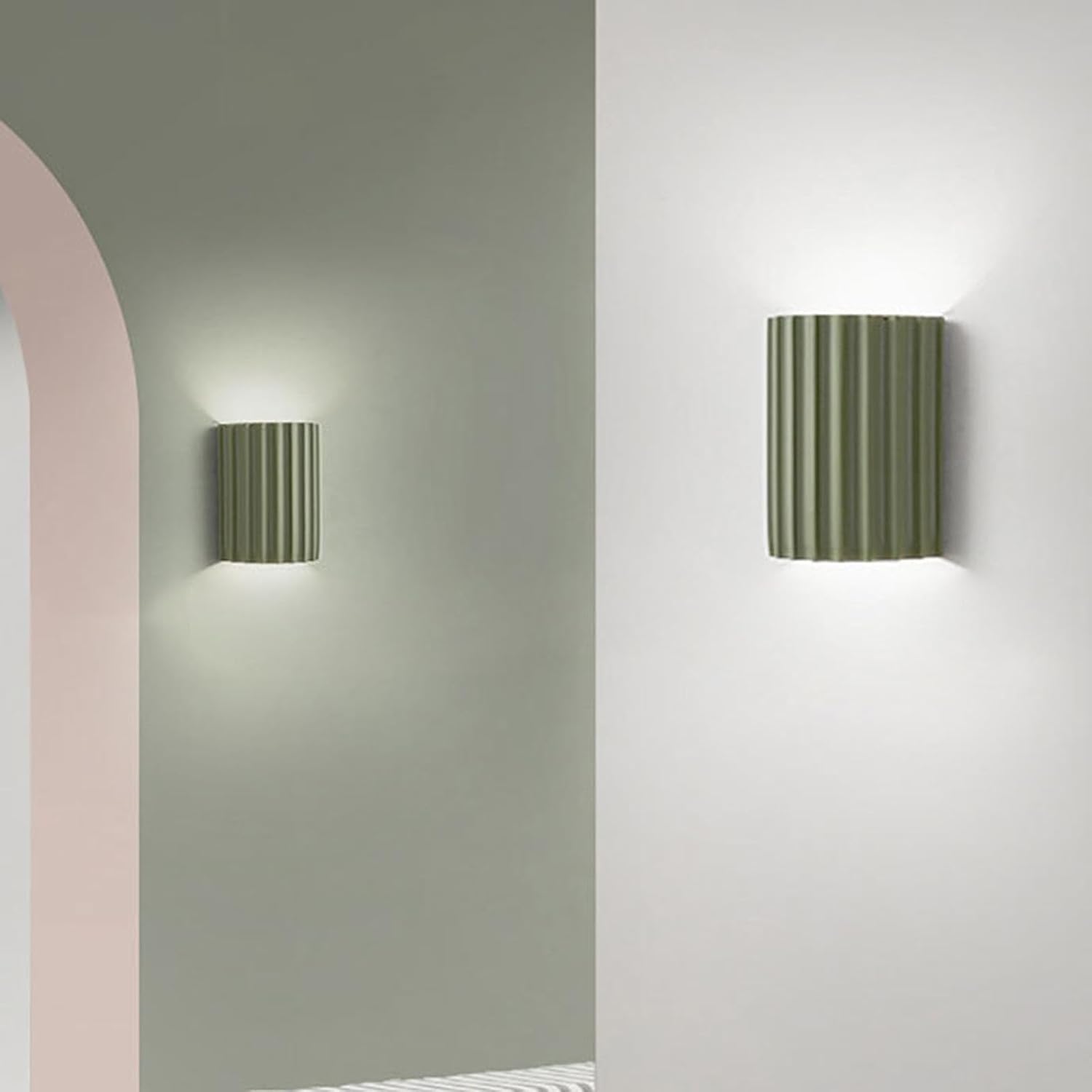 Applique murale design italien LED Terracotta striée en fer et résine