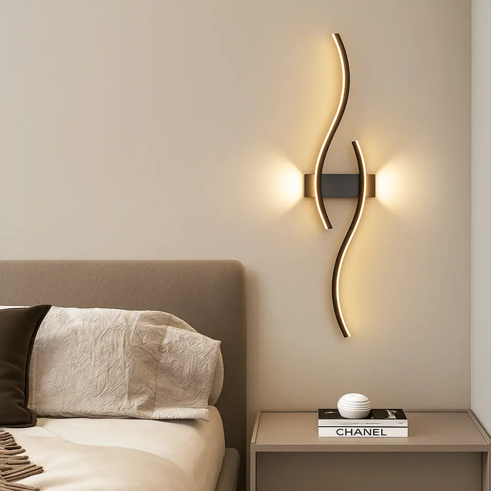 Applique murale dorée LED moderne incurvée en alliage métallique