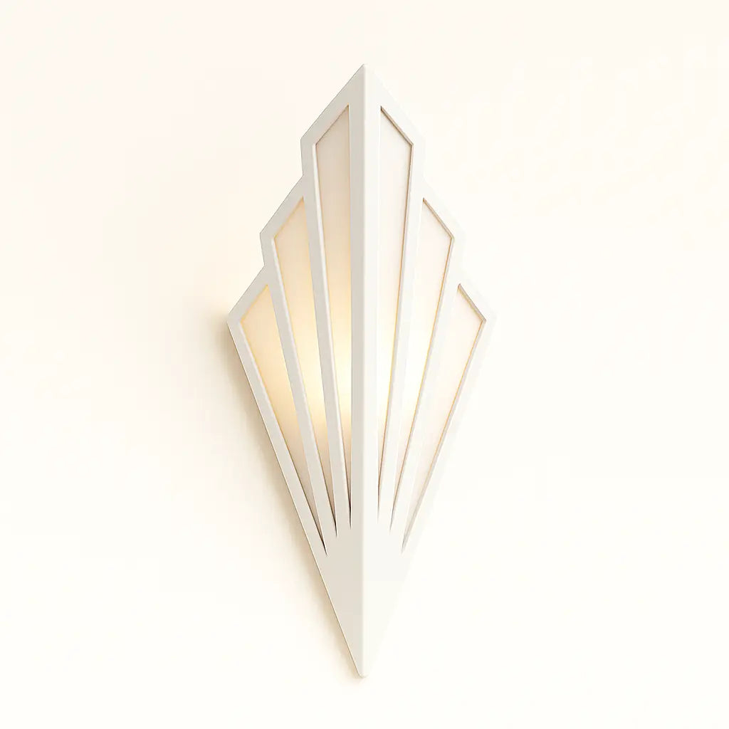 Applique murale dorée design géométrique éclairage LED métal robuste