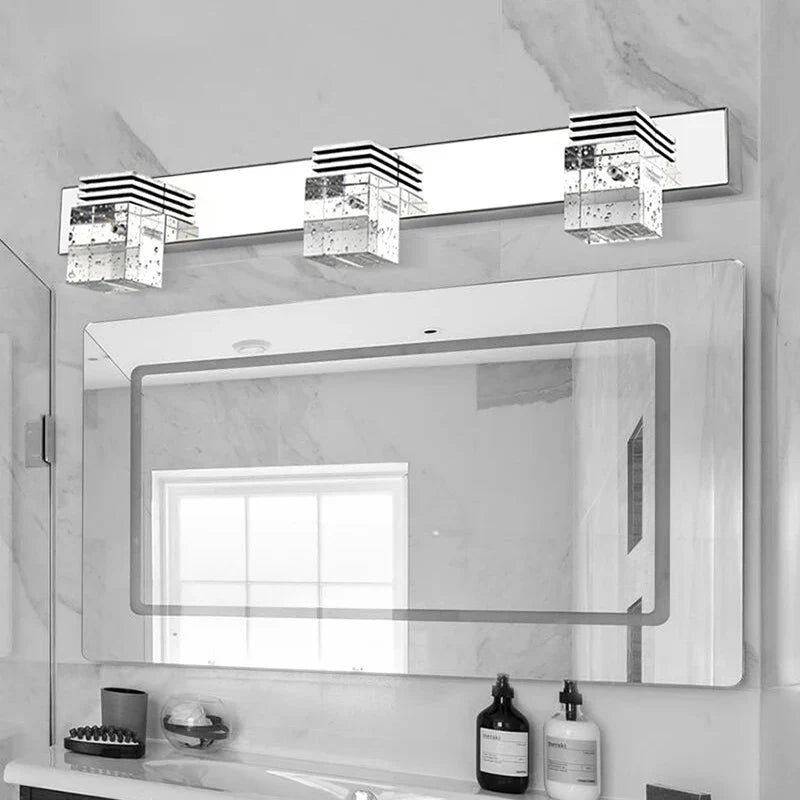 Applique murale salle de bain design moderne 3 têtes cristaux K9 aluminium plaqué argent LED