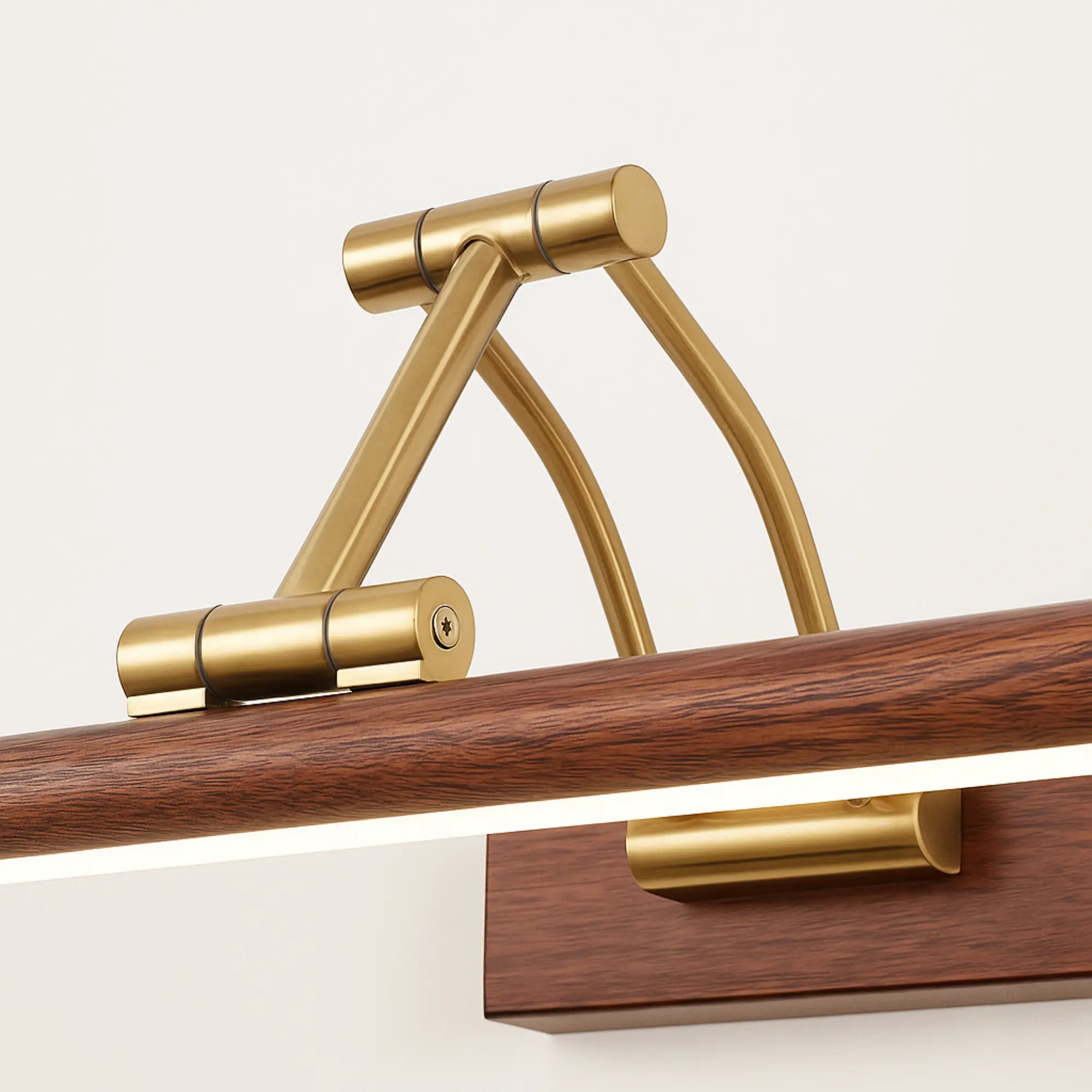 Applique murale bois design linéaire LED salle de bain laiton blanc doré