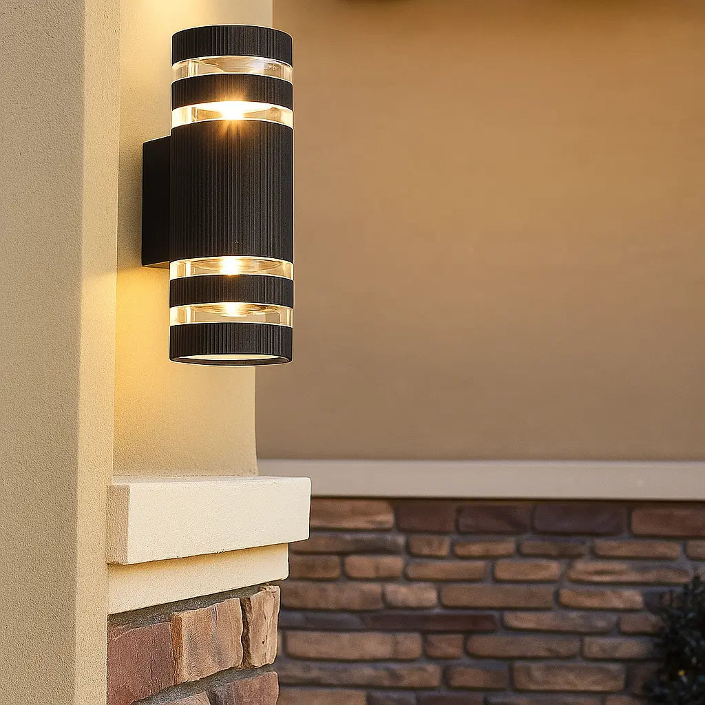 Applique murale ronde LED extérieure aluminium noir design moderne