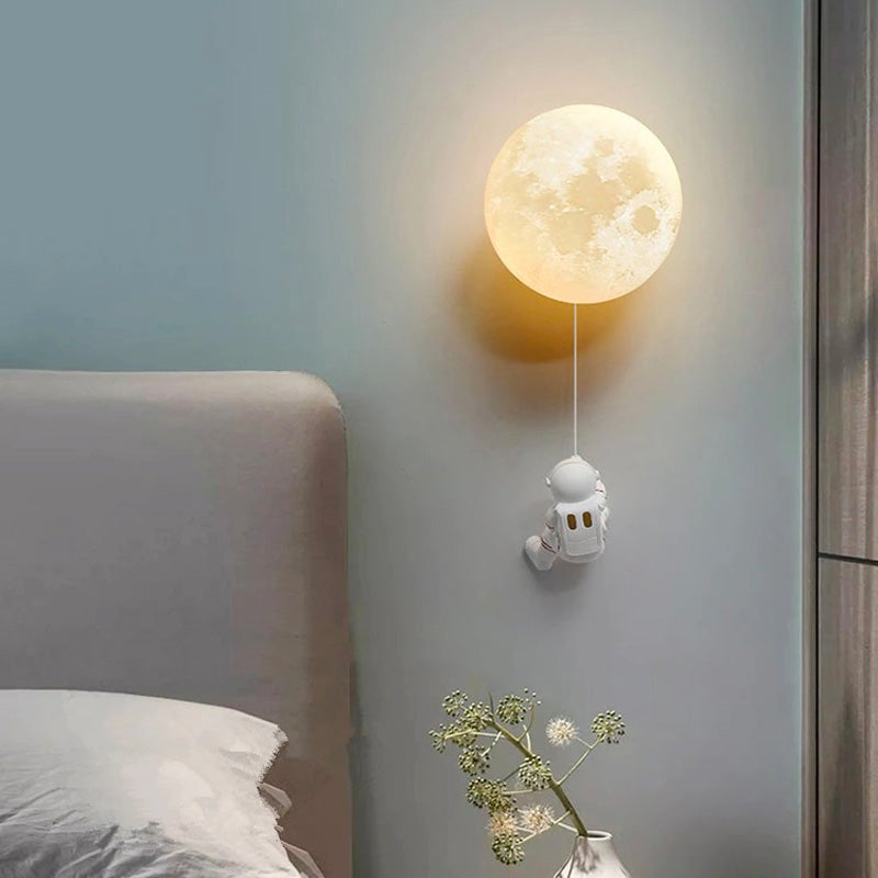 Applique murale en verre design planète pour chambre d'enfant ambiance relaxante