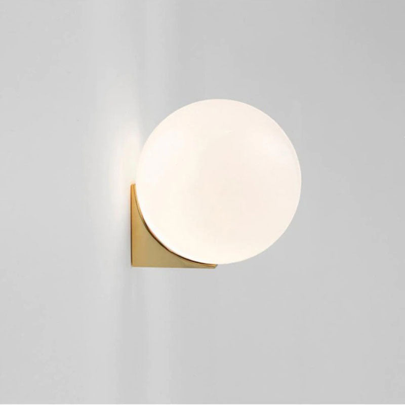 Applique murale design italien en forme de boule en verre pour éclairage élégant