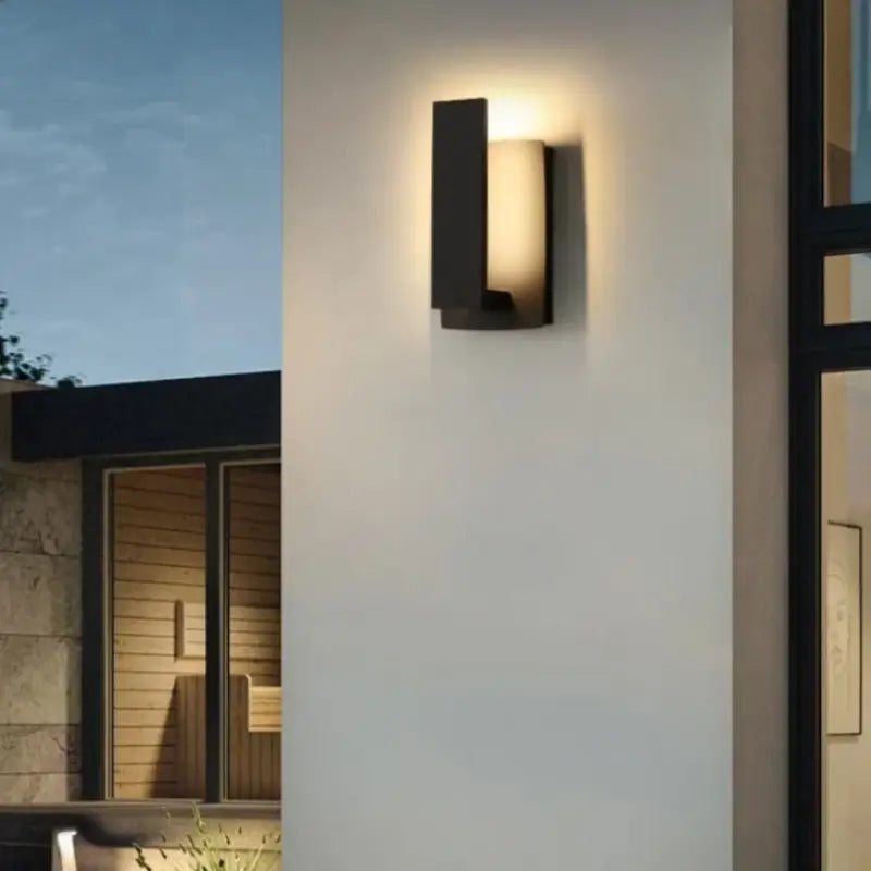 Applique murale extérieur pour terrasse en aluminium noir design moderne
