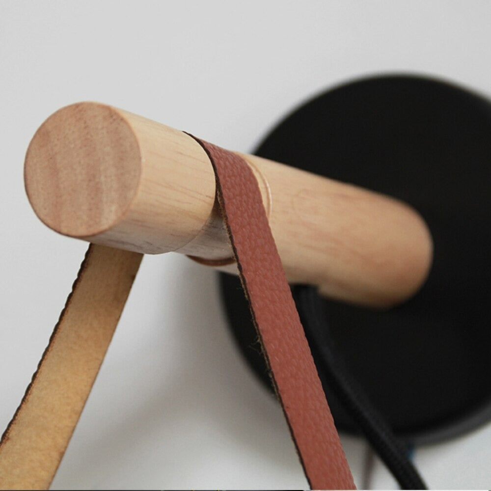 Applique murale cuisine design nordique structure en bois sangle cuir abat-jour métal noir