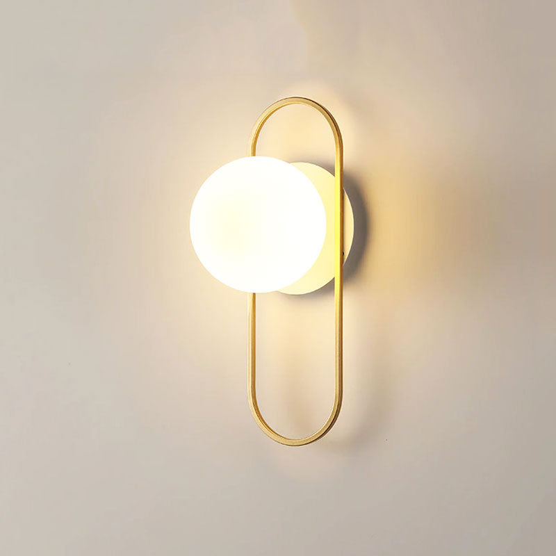 Applique murale cuisine LED design forme lune finition dorée