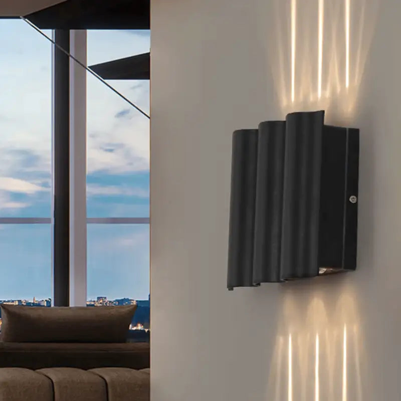 Applique murale extérieure pour terrasse design ondulé en aluminium LED