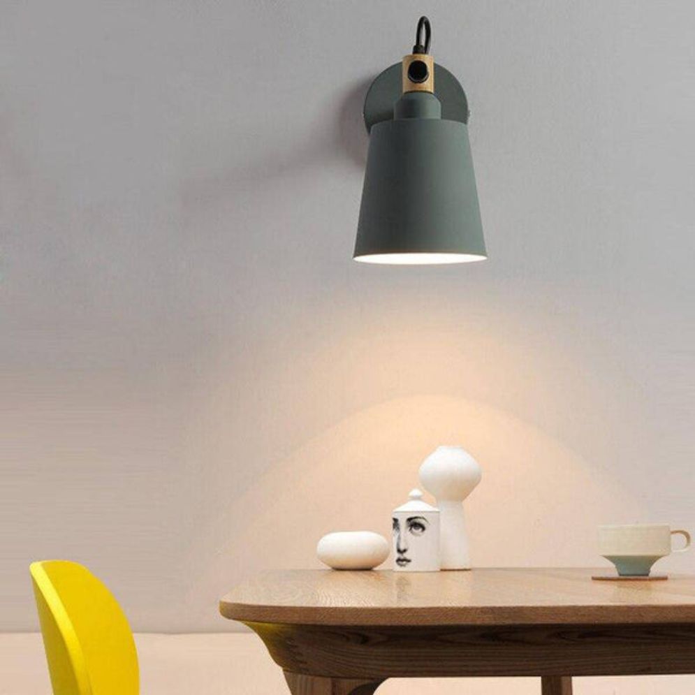 Applique murale bois LED suspendue avec abat-jour rétro ajustable en métal et bois