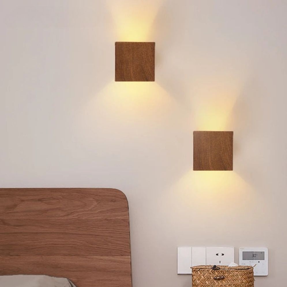 Applique murale bois design cubique LED intégrée