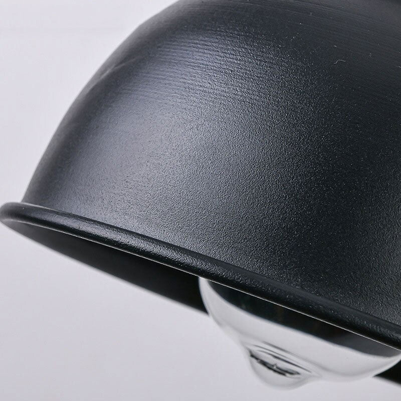 Applique murale industrielle extérieure en métal avec abat-jour robuste pour ambiance rétro