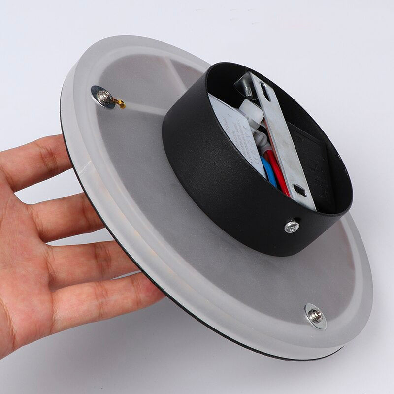 Applique murale cuisine LED circulaire métallique élégante