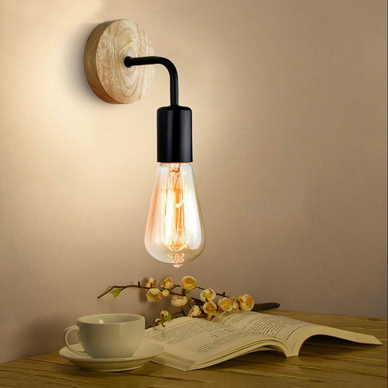 Applique murale industrielle en bois noir pour chambre avec design élégant