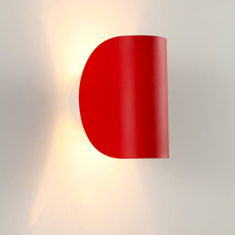 Applique murale salle de bain en métal design moderne LED