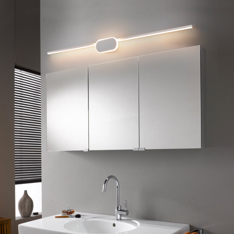Applique murale salle de bain LED élégante forme linéaire adaptée miroirs design épuré moderne robuste