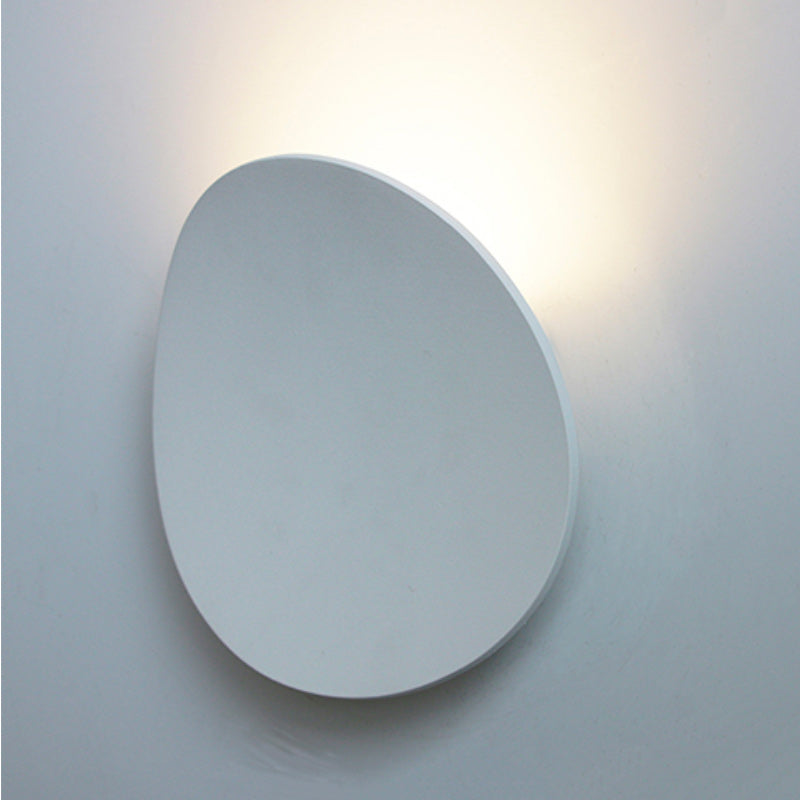 Applique murale design italien LED blanche épurée éclat doux ajustable robuste