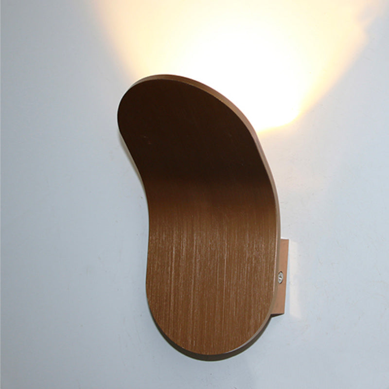 Applique murale design italien LED blanche épurée éclat doux ajustable robuste