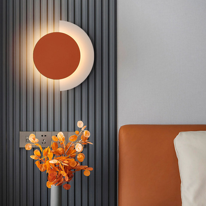 **Applique murale salle de bain design circulaire en noir pour ambiance moderne**